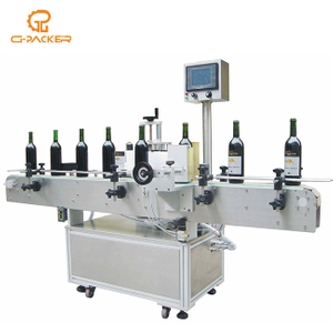 Maszyna do etykietowania samoprzylepnego do linii pakowania płyn&oacute;w w butelkach 